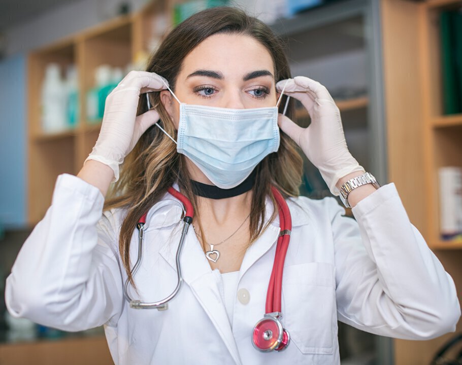 Doctor wearing face mask