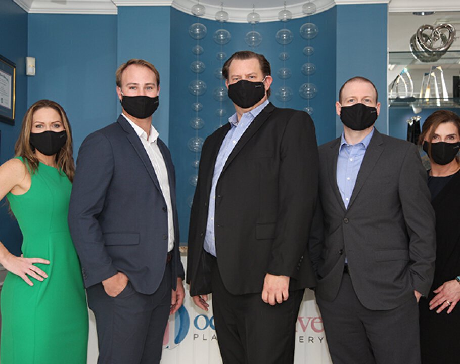 Vero Beach plastic surgeons group shot